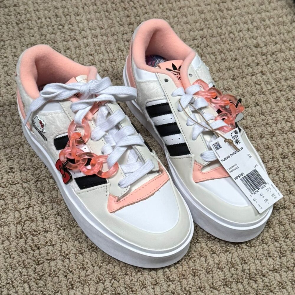 Adidas Originals Forum Bonega Hello Kitty and Friends Shoes Sneakers size 6